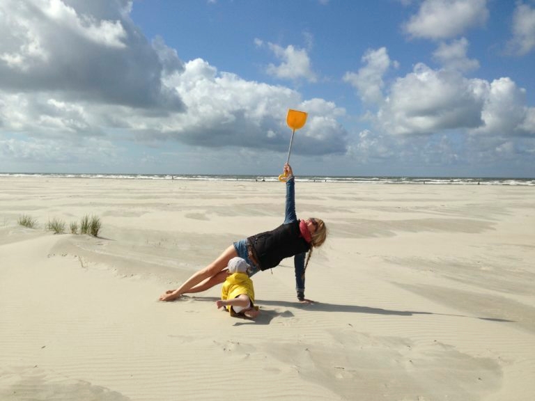 Pilates-am-Strand-2-768x576